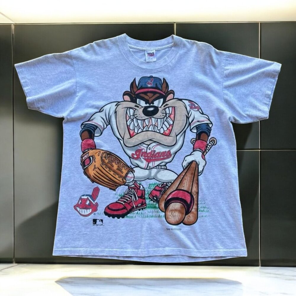 Looney Tunes Cleveland Indians Graphic T shirt Men Women Unisex HN1373